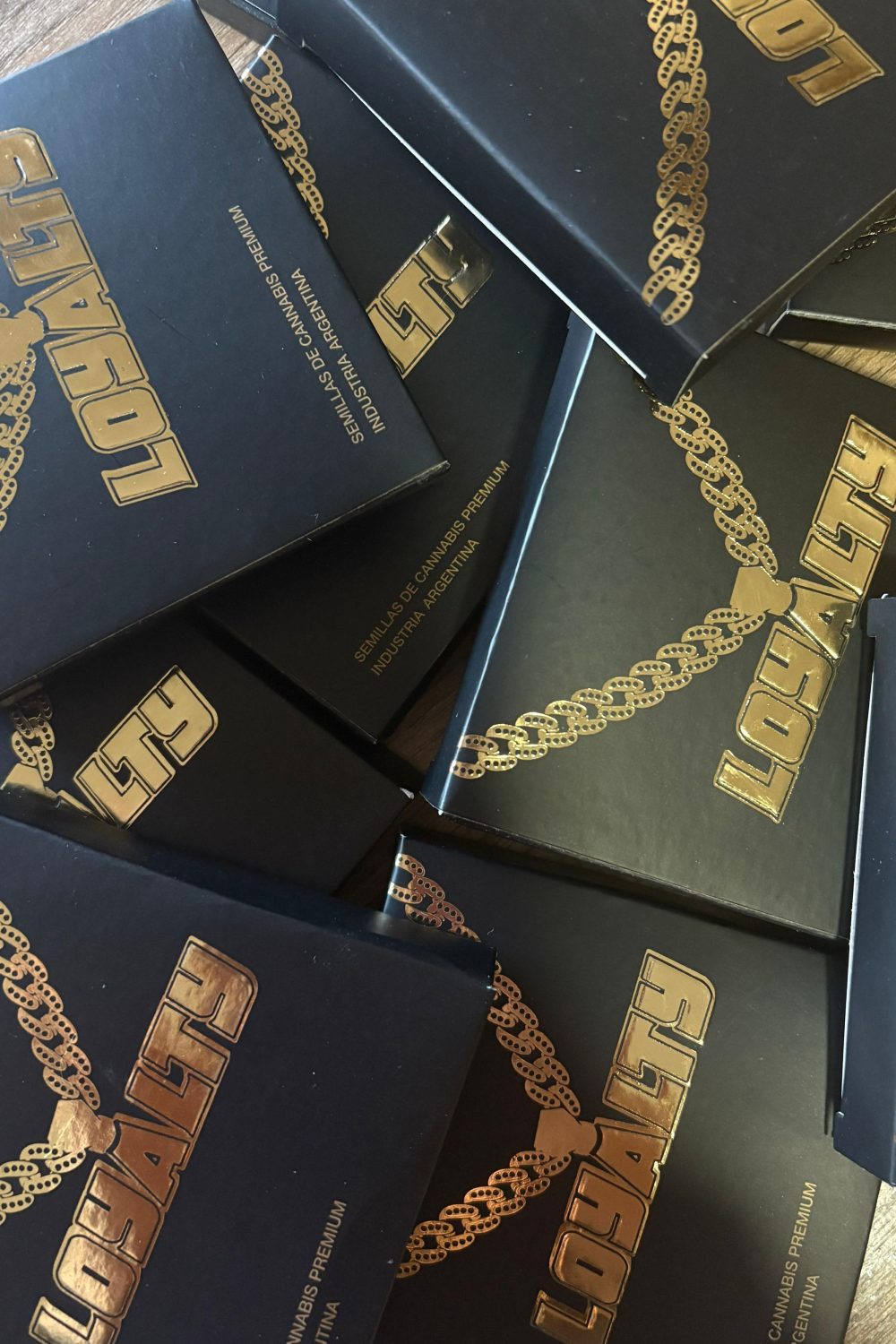 PROMOCIÓN 6 PACKS X4 AL PRECIO DE 5 PACKS X4[24 SEMILLAS] [LOYALTY GENETICS]